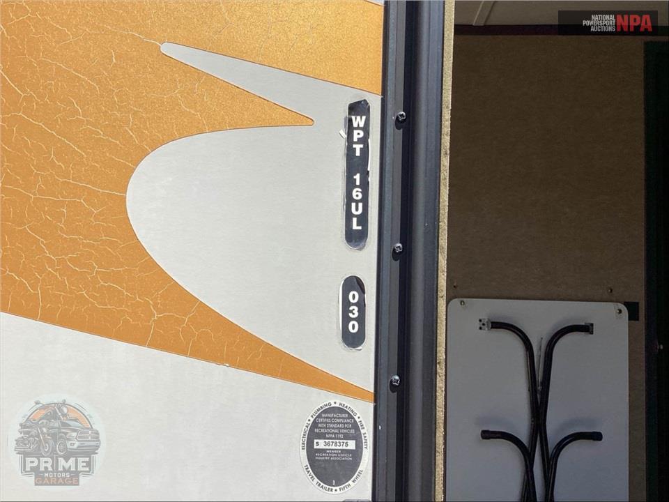 2015 Work And Play M-16UL - ULTRA LE TOY HAULER SERIES — фото 5