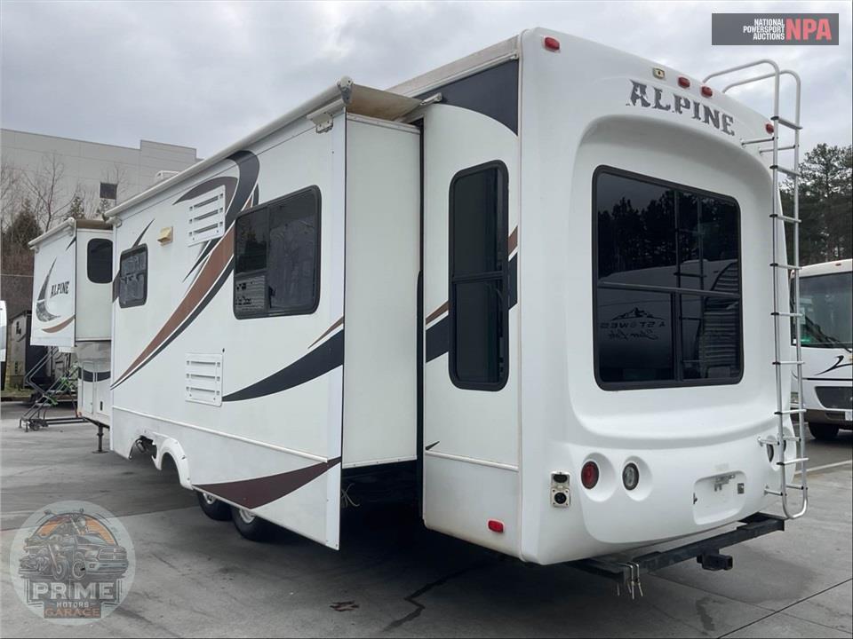 2010 Keystone Rv M-3640 RL - ALPINE FIFTH WHEEL SERIES — фото 3