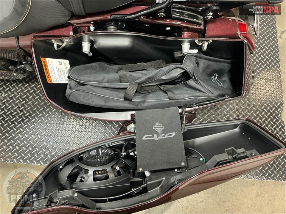 2024 Harley-Davidson FLHXSE CVO STREET GLIDE — фото 19