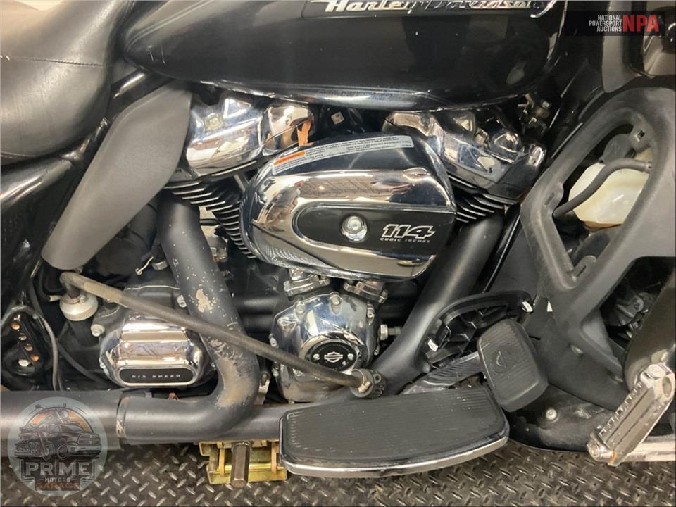 2019 Harley-Davidson FLTRU ROAD GLIDE ULTRA — фото 6