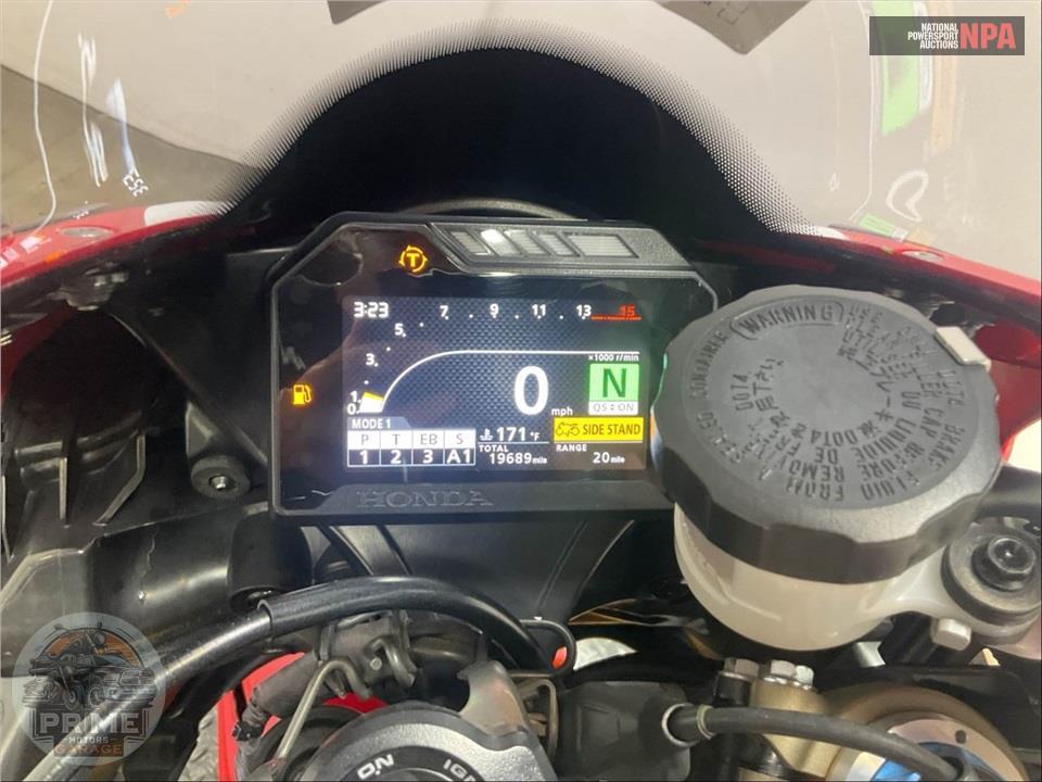 2017 Honda CBR1000S1H SP — фото 5