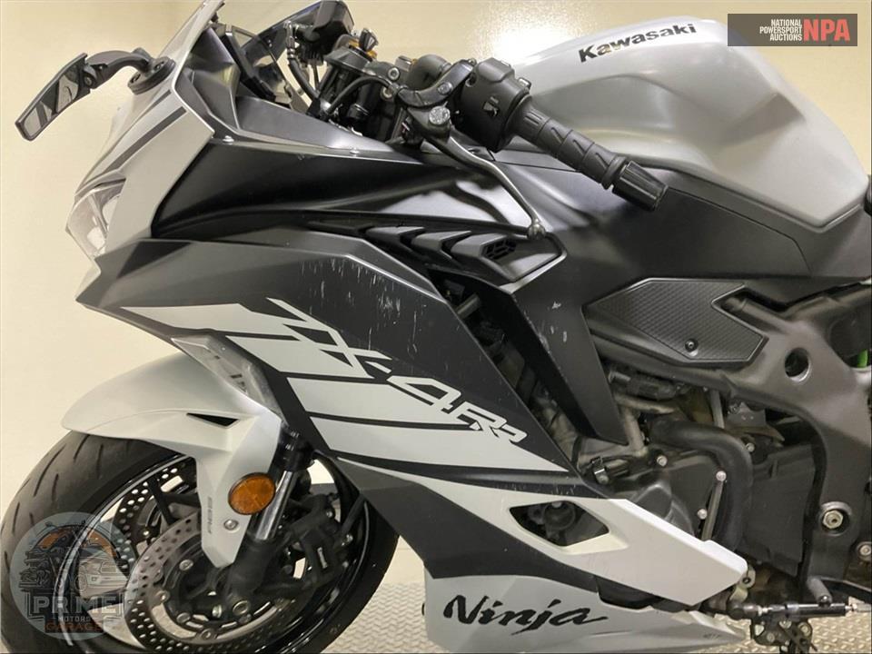 2025 Kawasaki ZX400SSFAL NINJA ZX-4RR (ABS) — фото 28