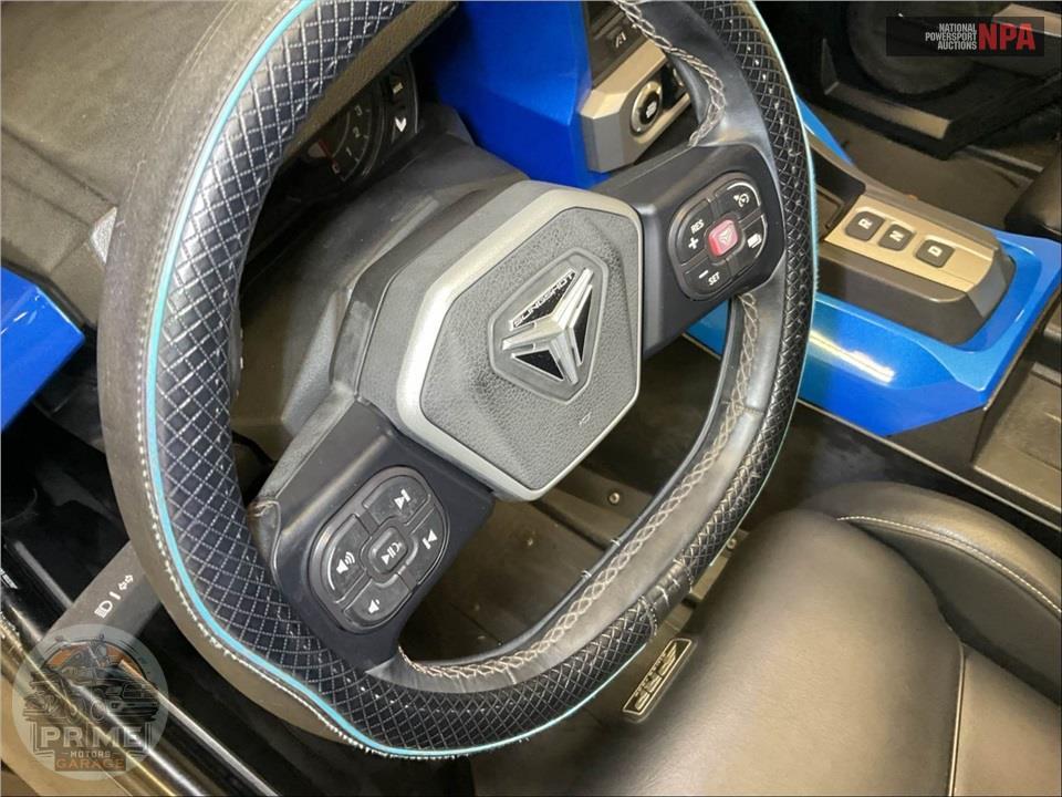 2020 Polaris SLINGSHOT SL — фото 16