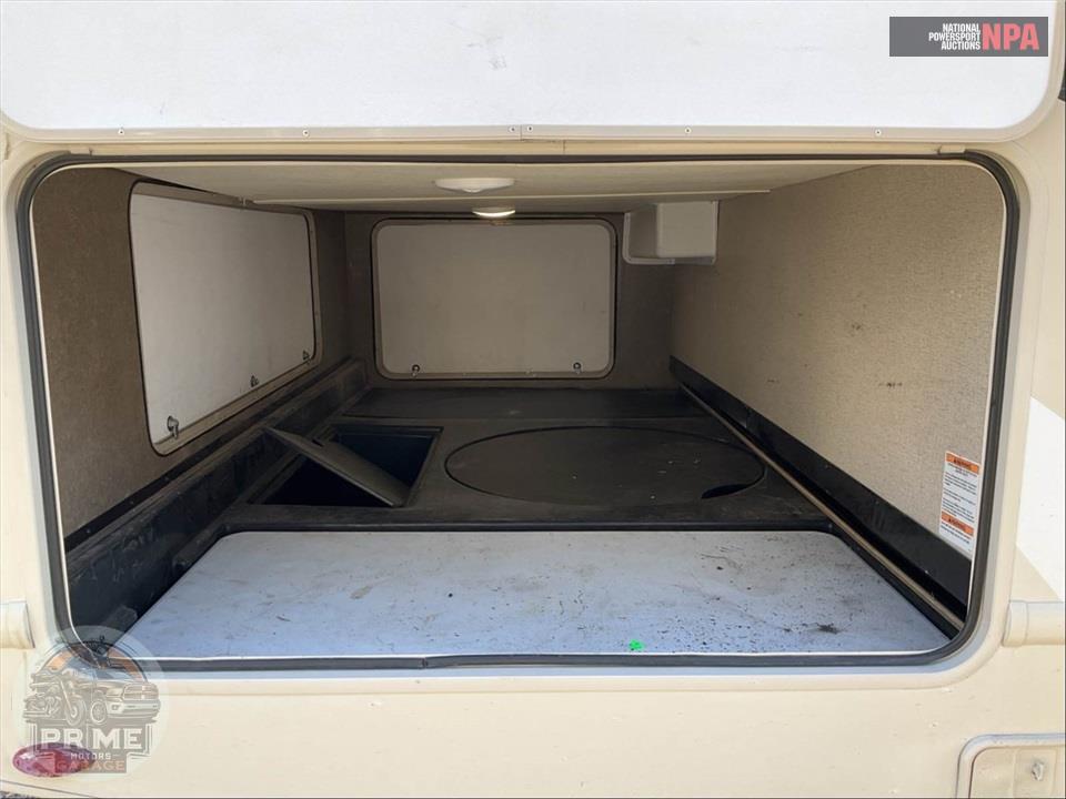 2019 Thor Motor Coach M-28Z E450-V10 - FOUR WINDS SERIES — фото 39