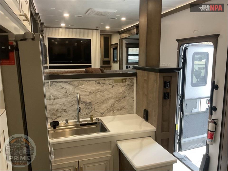 2025 Keystone Rv M-3941 FO - MONTANA FIFTH WHEEL SERIES — фото 7