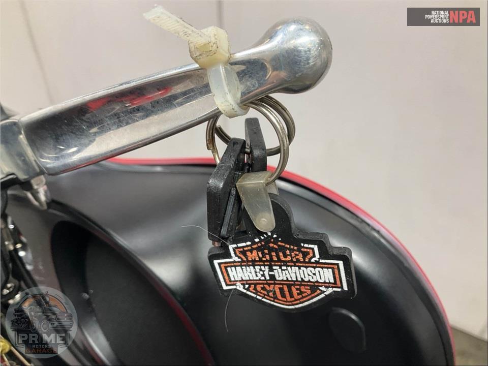 2018 Harley-Davidson FLHX STREET GLIDE — фото 12