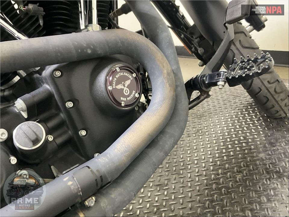 2017 Harley-Davidson FXDB STREET BOB — фото 11