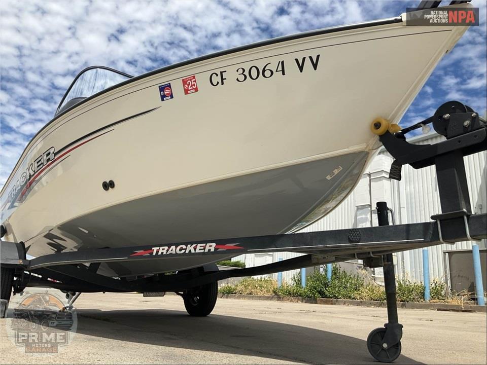 2022 Tracker Marine PRO GUIDE V-16 SC(**) L:17 E:1 OB 60HP MERC — фото 16