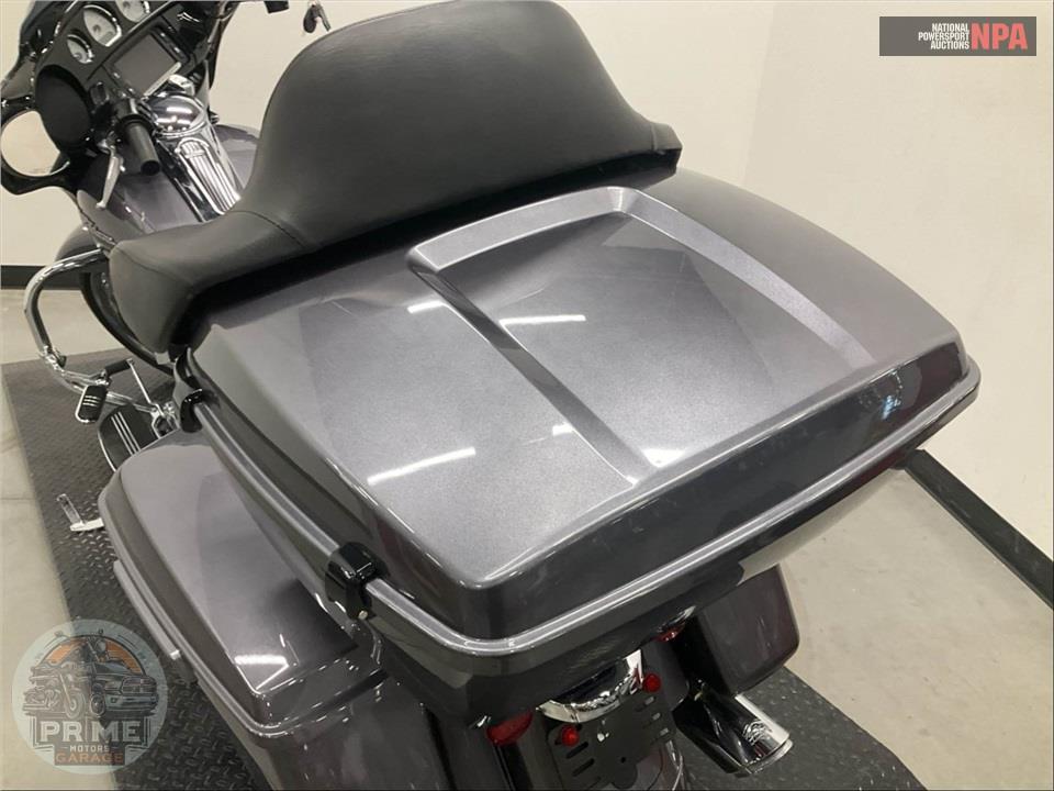 2015 Harley-Davidson FLHXS STREET GLIDE SPECIAL — фото 20