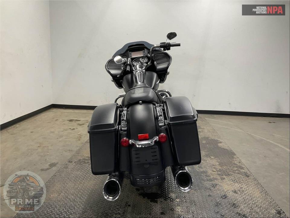 2017 Harley-Davidson FLTRXS ROAD GLIDE SPECIAL — фото 4