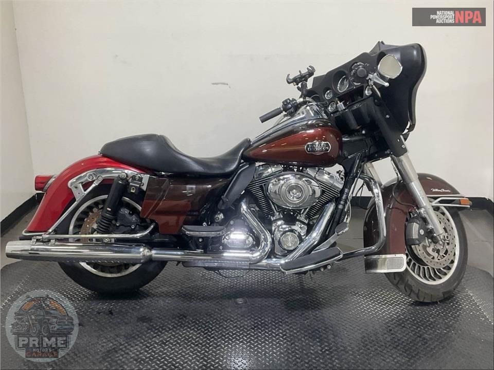2011 Harley-Davidson FLHTCU UL CLSC EL GLIDE — фото 1