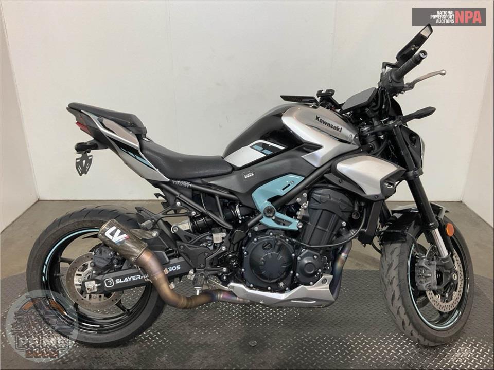 2025 KAWASAKI Z900 ABS