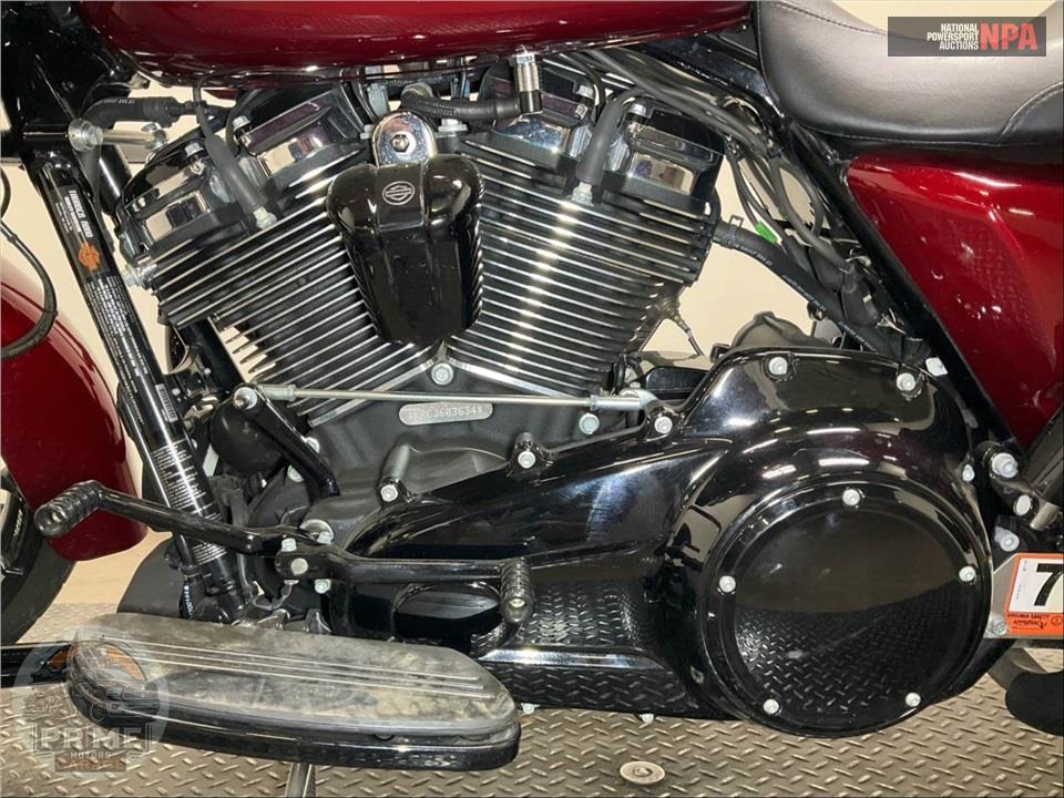 2018 Harley-Davidson FLHXS STREET GLIDE SPECIAL — фото 7