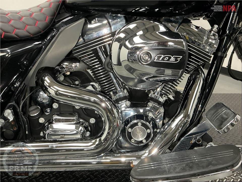 2014 Harley-Davidson FLHX STREET GLIDE — фото 6