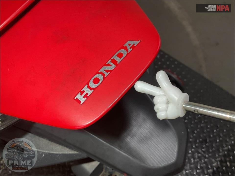2014 Honda VFR800F INTERCEPTOR — фото 38