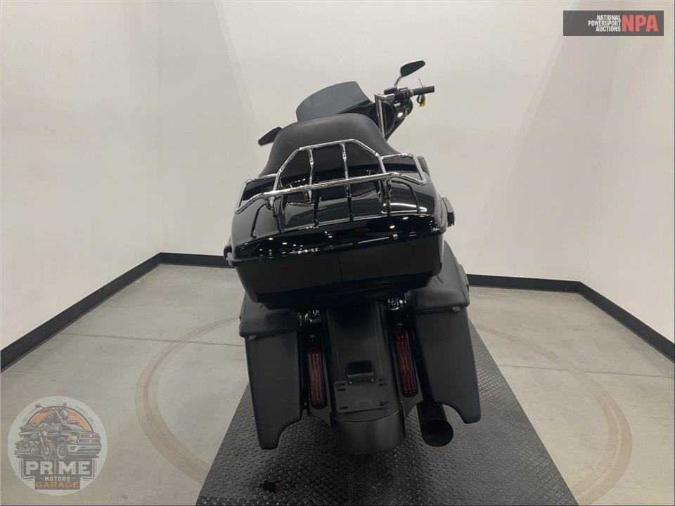 2015 Harley-Davidson FLHXS STREET GLIDE SPECIAL — фото 4