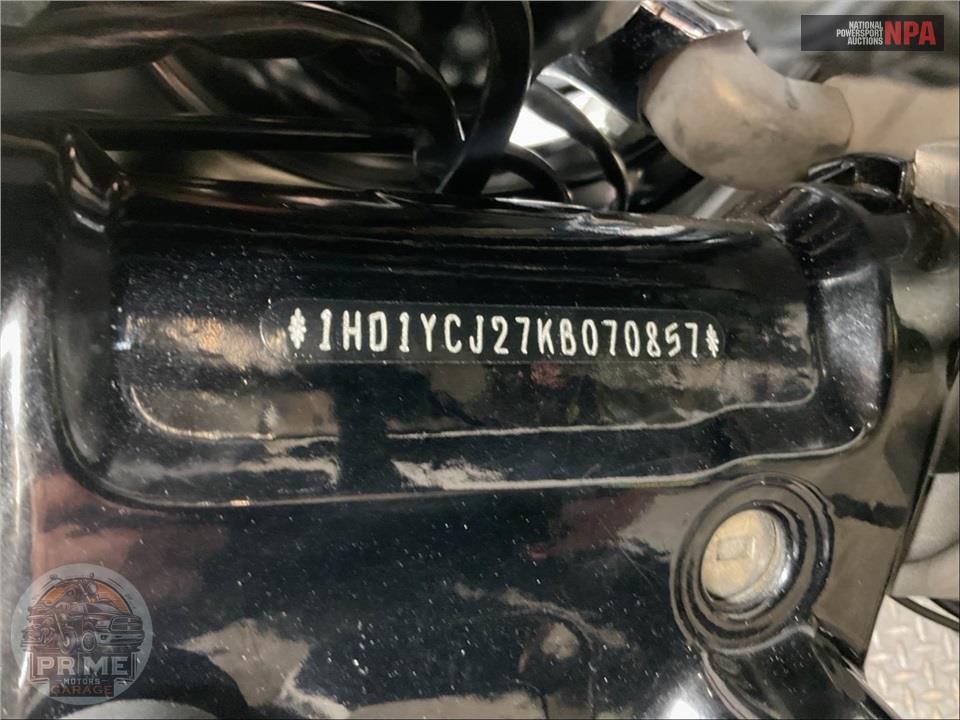 2019 Harley-Davidson FLDE DELUXE — фото 21