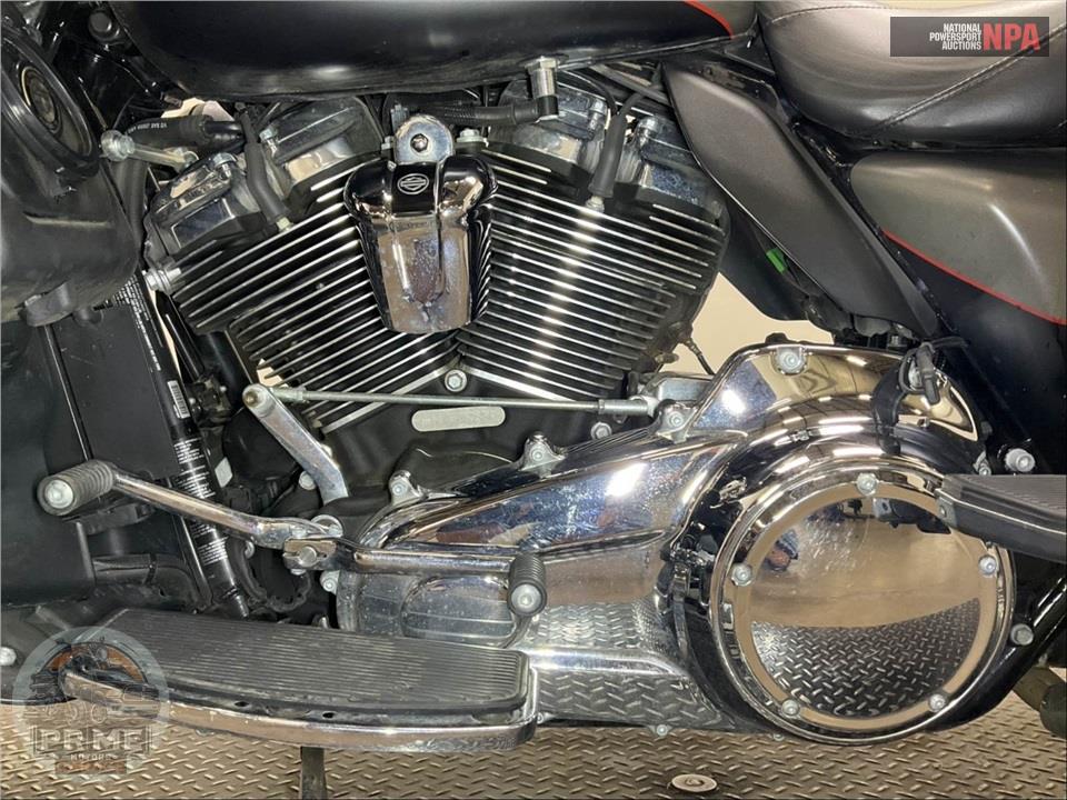 2018 Harley-Davidson FLHTK ULTRA LIMITED — фото 7