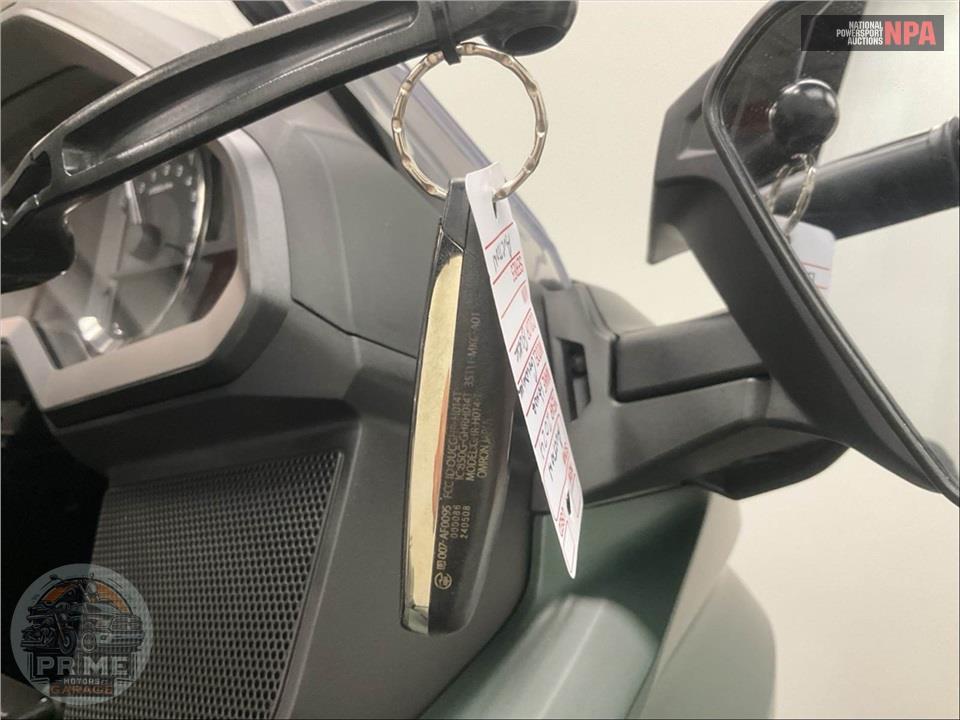 2024 Honda GL1800B GOLDWING — фото 11