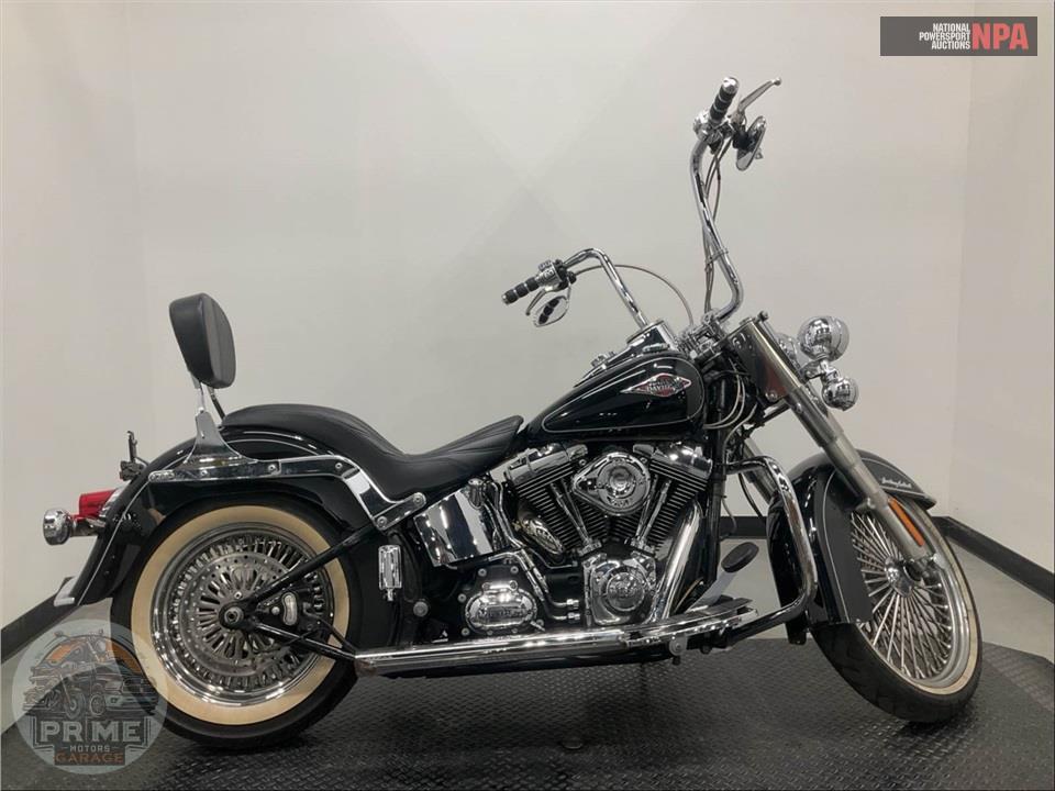 2015 Harley-Davidson FLSTC HERITAGE SOFTAIL CLASSIC — фото 1