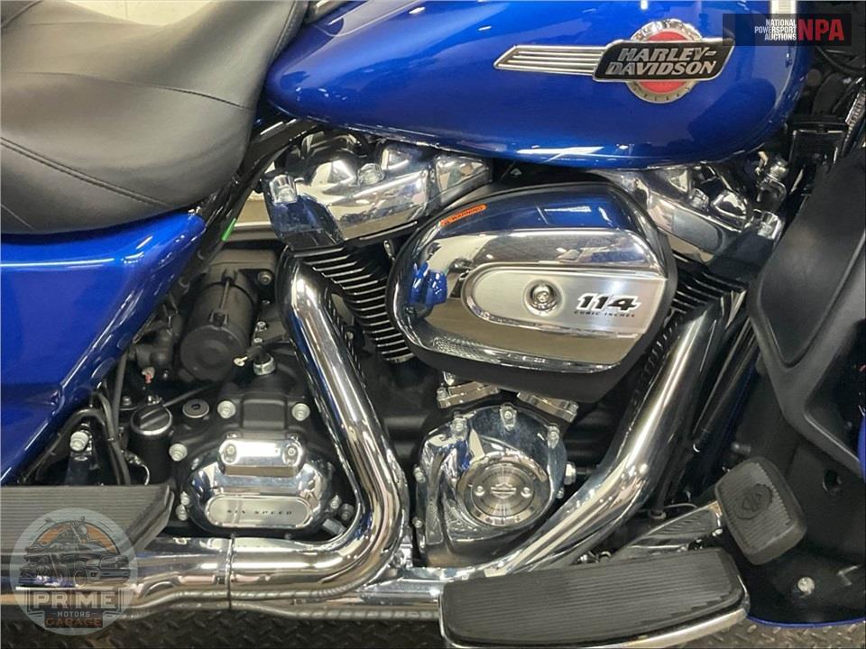2024 Harley-Davidson FLHTCUTG TRI GLIDE ULTRA CLASSIC — фото 6