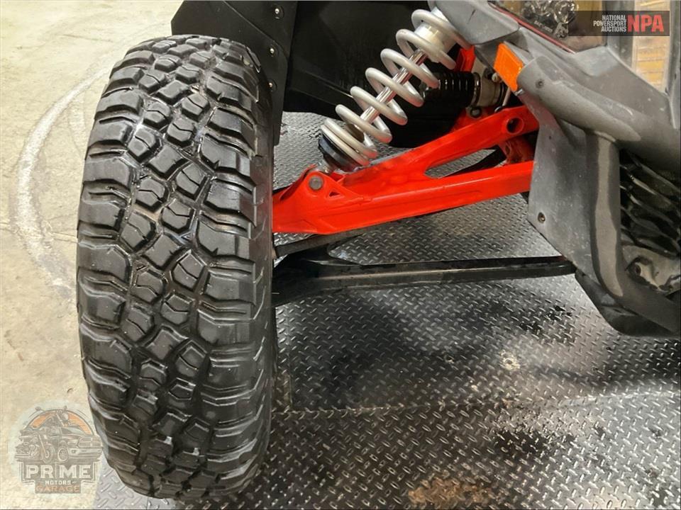2018 Can-Am MAVERICK X3 X RS TURBO R — фото 26