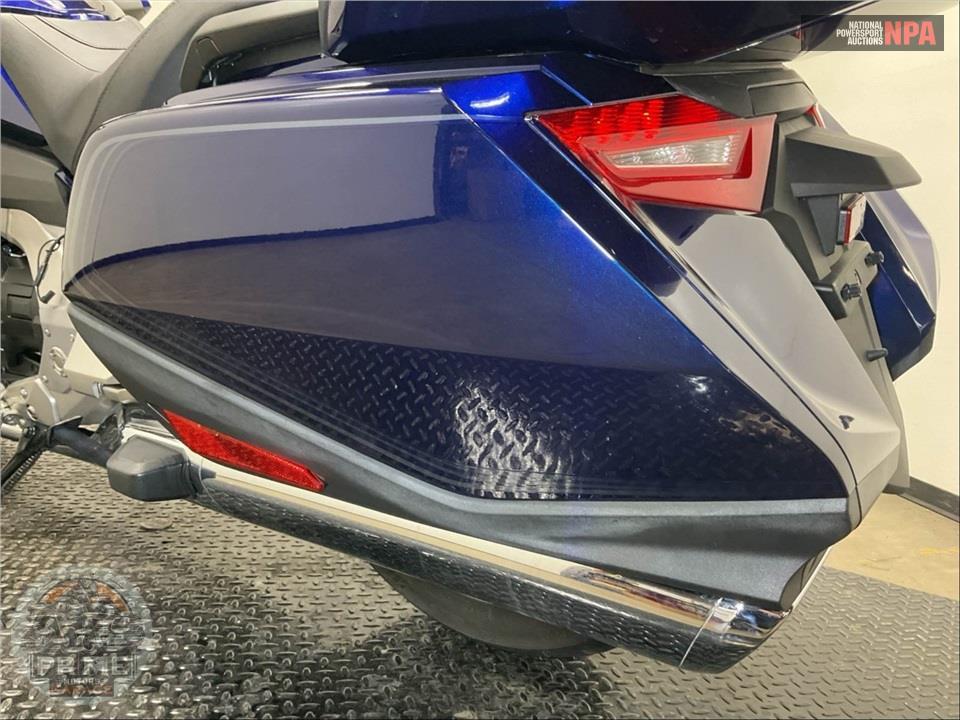 2019 Honda GL1800T GOLDWING TOUR — фото 13
