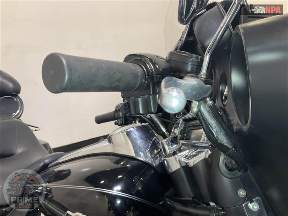 2013 Harley-Davidson FLHTCU UL CLSC EL GLIDE — фото 13