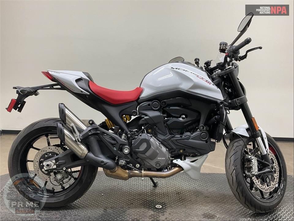 2024 DUCATI MONSTER+
