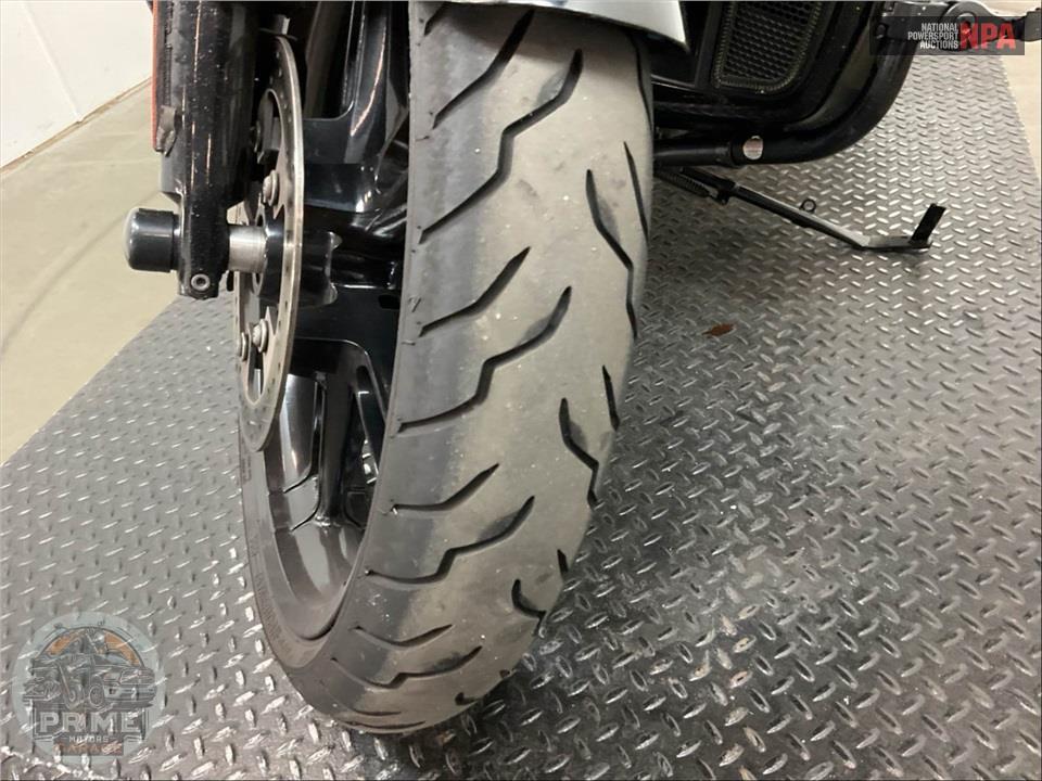 2023 Harley-Davidson FLTRK ROAD GLIDE LIMITED — фото 30
