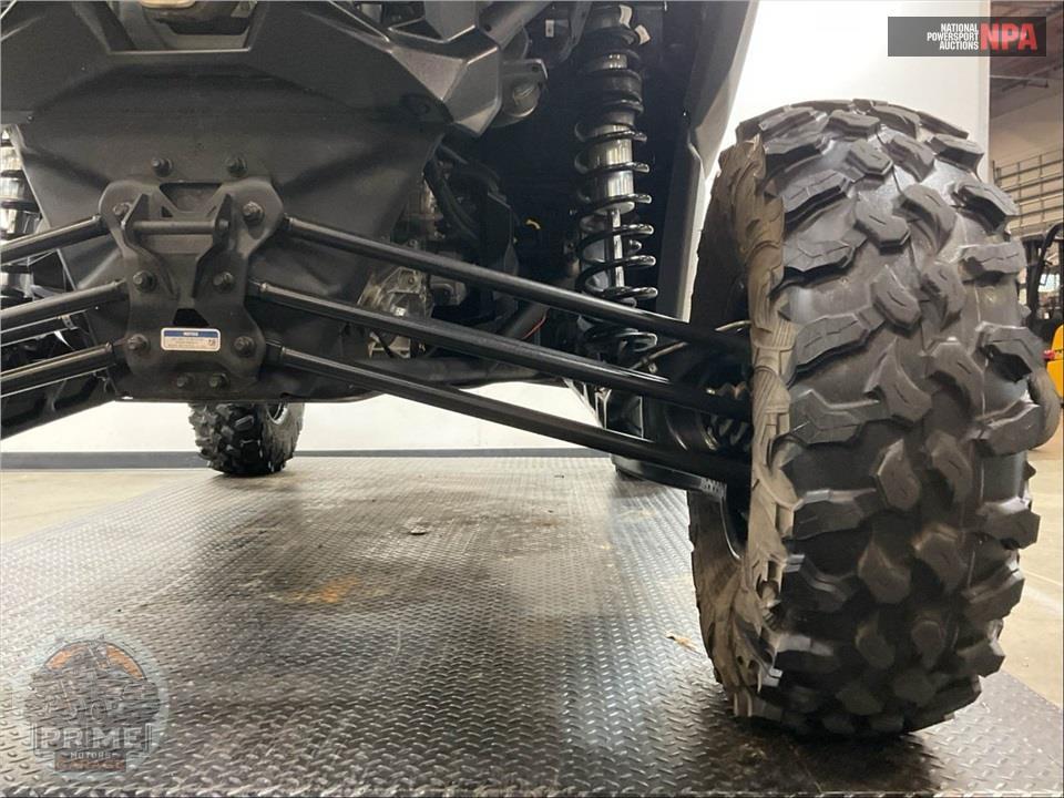 2023 Can-Am MAVERICK X3 X RS TURBO RR WITH SMART-SHOX 72 — фото 25