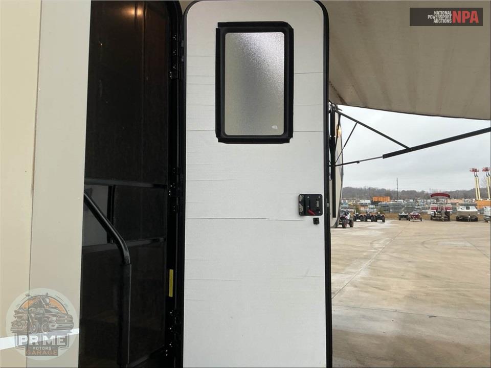 2018 Keystone Rv M-305 RL - MONTANA HIGH COUNTRY FIFTH WHEEL SERIES — фото 30
