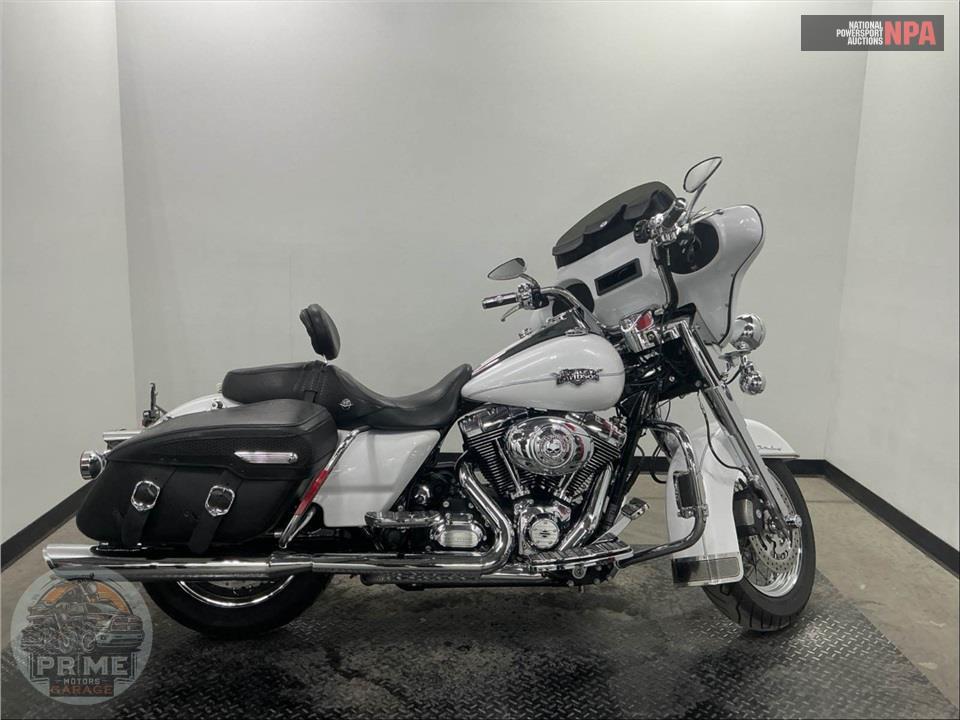 2012 Harley-Davidson FLHRC ROAD KING CLSC — фото 1