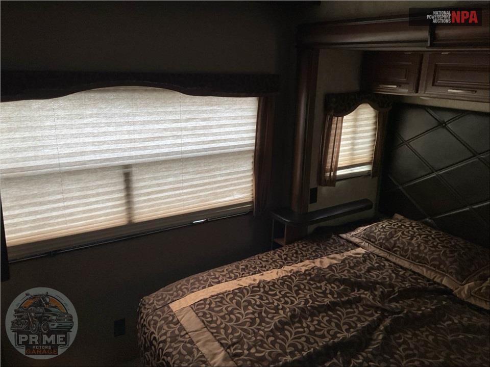 2016 Keystone Rv M-3710 FL - MONTANA FIFTH WHEEL SERIES — фото 13