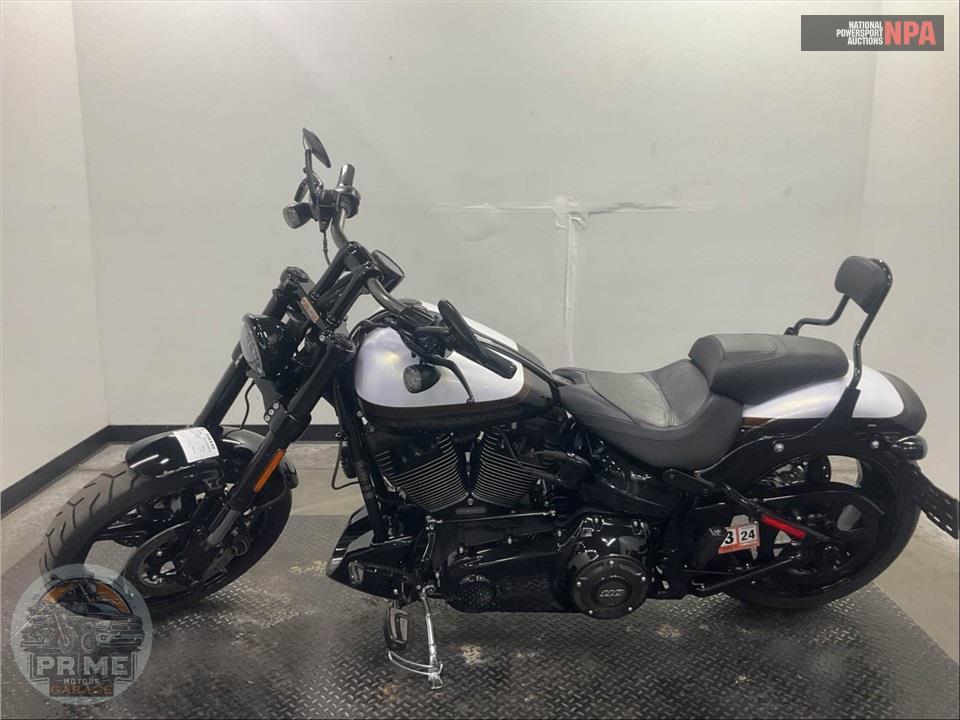 2017 Harley-Davidson FXSE CVO PRO STREET BREAKOUT — фото 3