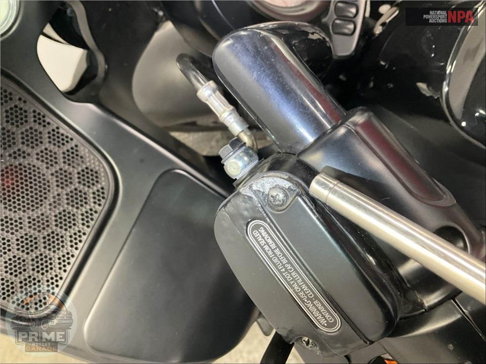 2015 Harley-Davidson FLTRX ROAD GLIDE — фото 30