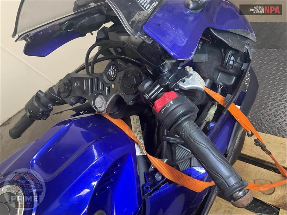 2024 Yamaha YZF-R3 — фото 30