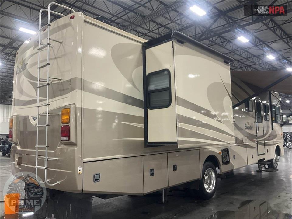2009 Bounder M-35H FORD 362HP — фото 3