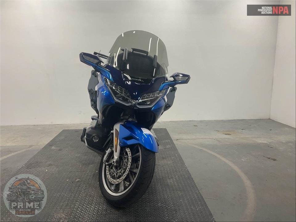 2022 Honda GL1800D GOLDWING TOUR DCT — фото 2
