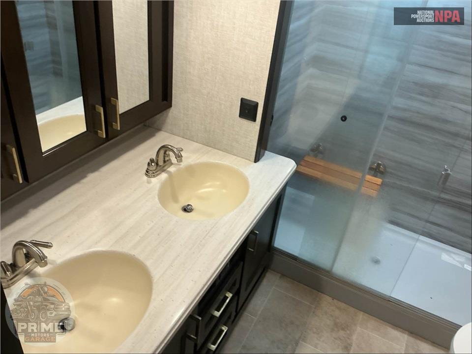 2021 Palomino By Forest River M-389FLC - COLUMBUS FIFTH WHEEL SERIES — фото 16