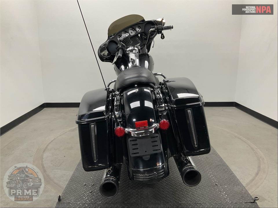 2017 Harley-Davidson FLHXS STREET GLIDE SPECIAL — фото 4
