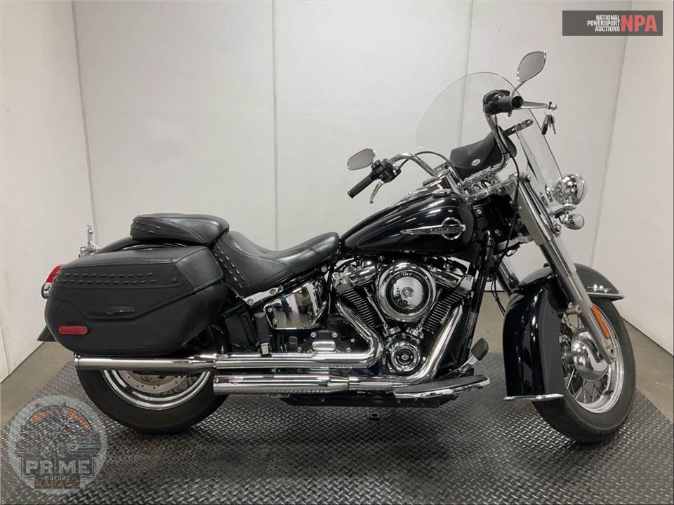2020 HARLEY-DAVIDSON FLHC HERITAGE CLASSIC