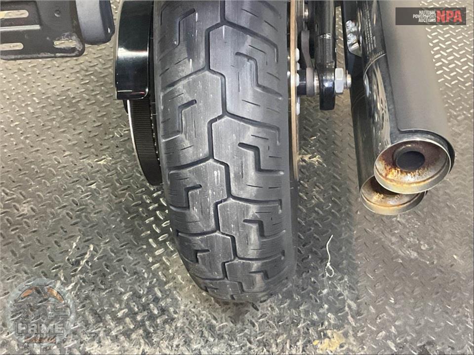 2019 Harley-Davidson FXBB STREET BOB — фото 24