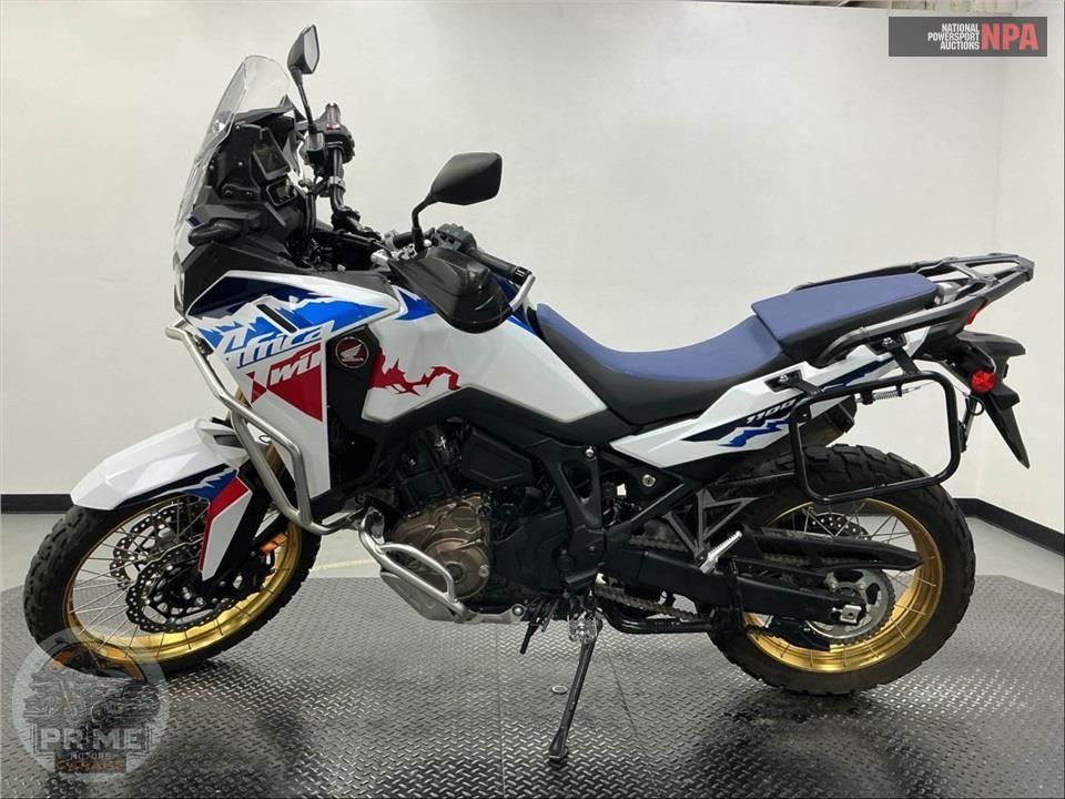 2026 Honda Africa Twin DCT — фото 3