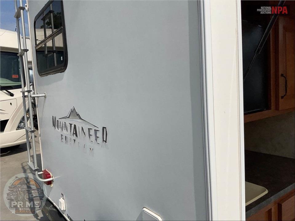 2013 Keystone Rv M-346 LBQ - MONTANA MOUNTAINEER FIFTH WHEEL SERIES — фото 56