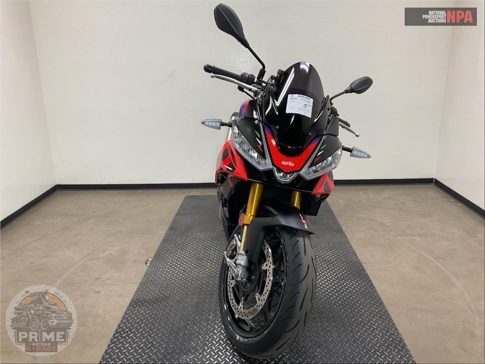 2023 Aprilia TUONO V4 FACTORY 1100 — фото 2