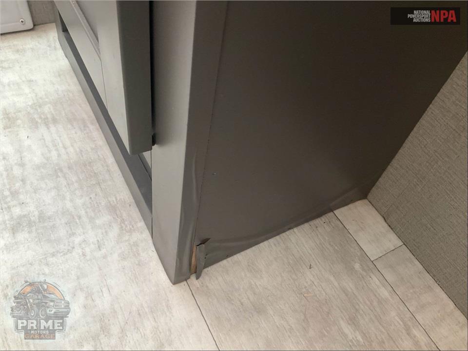 2021 Grand Design Recreational Vehicles M-30G - MOMENTUM TOY HAULER SERIES — фото 18