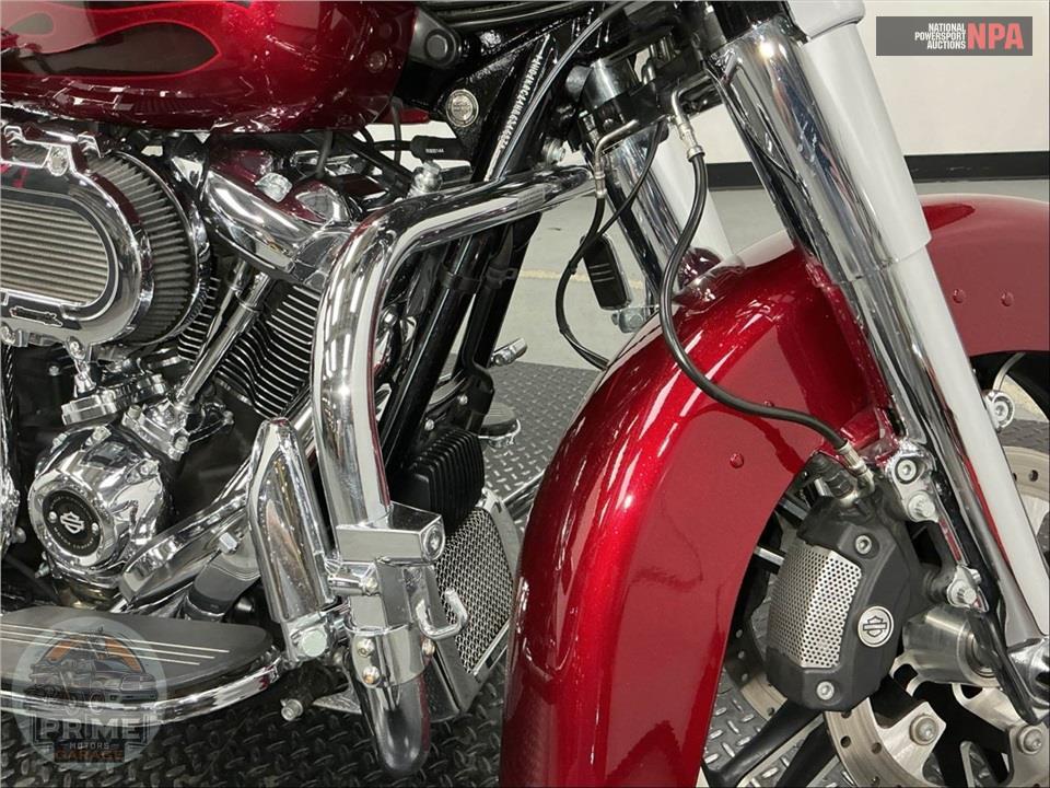 2017 Harley-Davidson FLHXS STREET GLIDE SPECIAL — фото 13