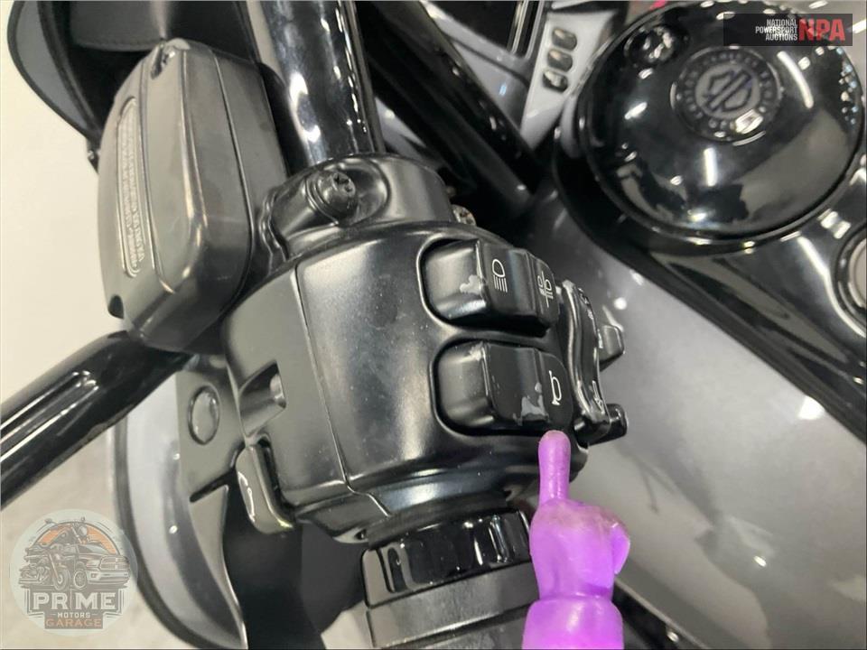 2019 Harley-Davidson FLHTKSE CVO LIMITED — фото 30
