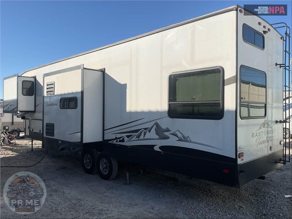 2023 East To West M-375BH-OK - TANDARA FIFTH WHEEL SERIES — фото 3